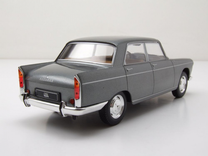 Macheta auto Peugeot 404, scara 1:24 [2]