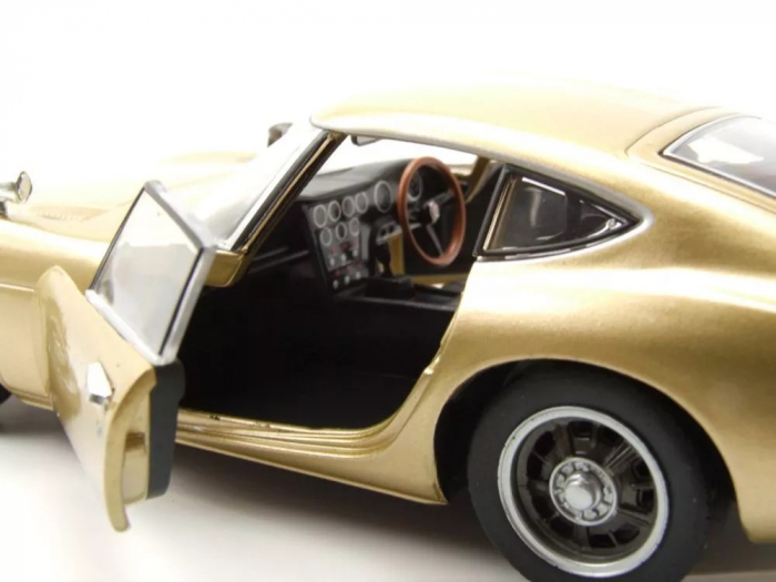 Macheta auto Toyota 2000 GT, scara 1:24 [4]