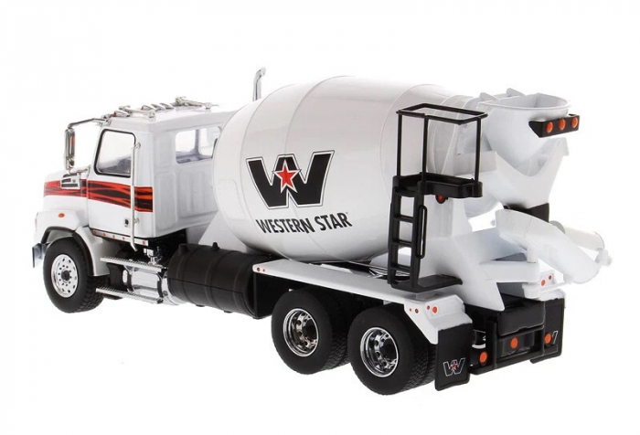 Macheta autobetoniera Western Star 4700SB, scara 1:50 [2]