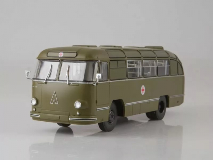 Macheta autobuz ambulanta militara LIAZ 695B cu revista, scara 1:43 [3]
