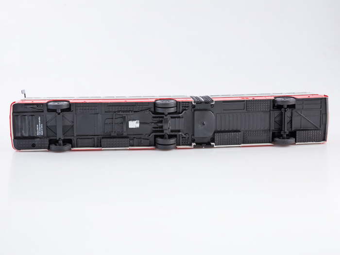 Macheta autobuz articulat Ikarus 280.64, scara 1:43 [5]