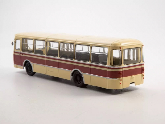 Macheta autobuz LiAZ-677, scara 1:43 [2]