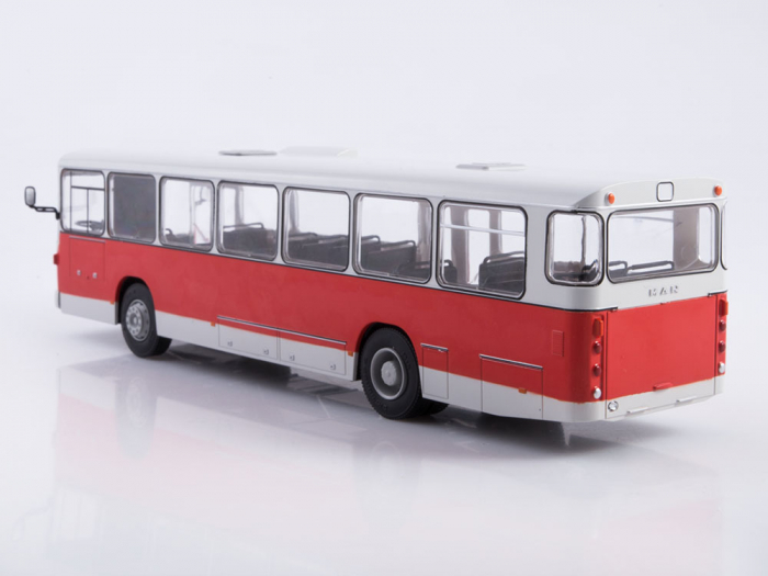 Macheta autobuz MAN SL200 cu revista, scara 1:43 [4]