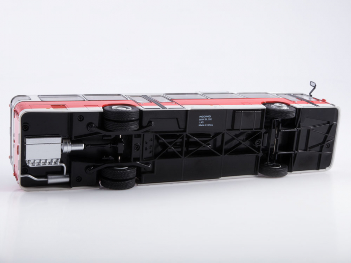 Macheta autobuz MAN SL200 cu revista, scara 1:43 [5]