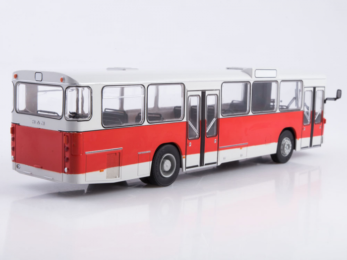 Macheta autobuz MAN SL200 cu revista, scara 1:43 [3]