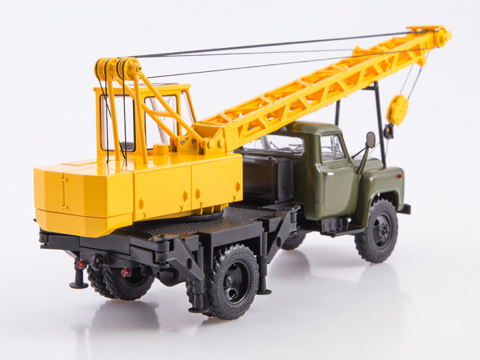 Macheta automacara KS-1562B pe sasiu Gaz 52, scara 1:43 [3]