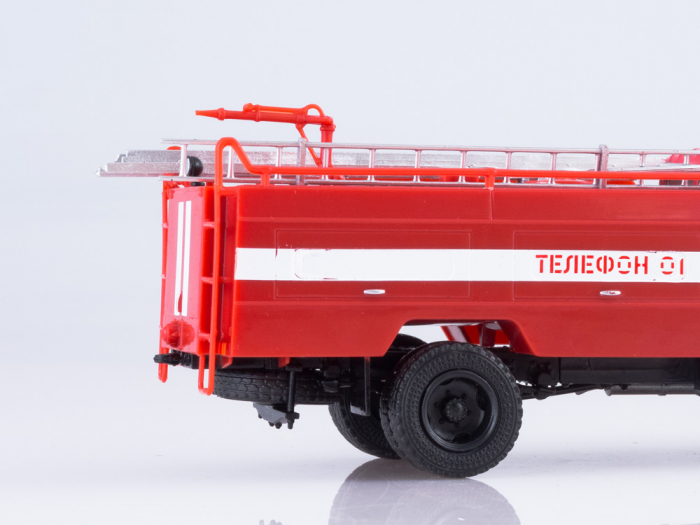 Macheta autospeciala de pompieri AC30 pe sasiu GAZ 3307, scara 1:43 [6]