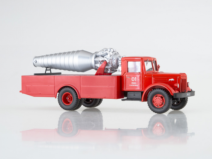Macheta autospeciala de pompieri AGVT-200 pe sasiu Maz 200, scara 1:43 [4]