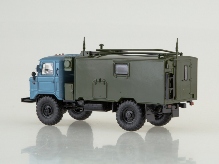 Macheta autostatie radio pe sasiu Gaz-66, scara 1:43 [2]
