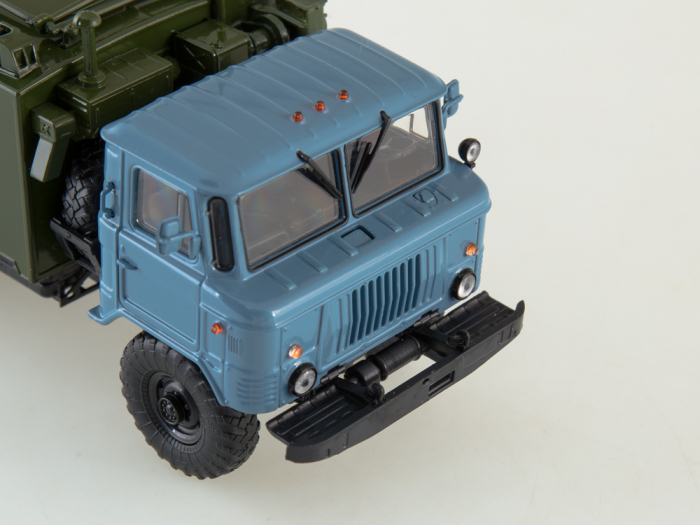 Macheta autostatie radio pe sasiu Gaz-66, scara 1:43 [9]