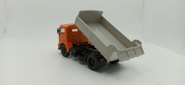Macheta basculanta Jelcz K-525 , scara 1:43 [4]