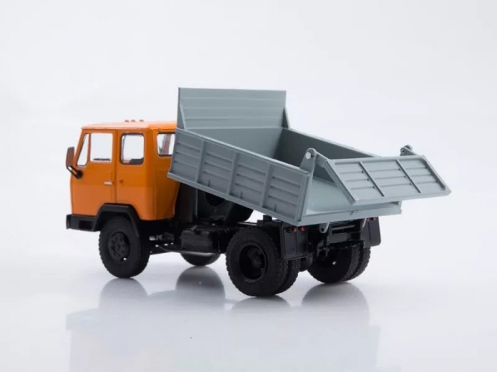 Macheta basculanta KAZ 608V, scara 1:43 [2]