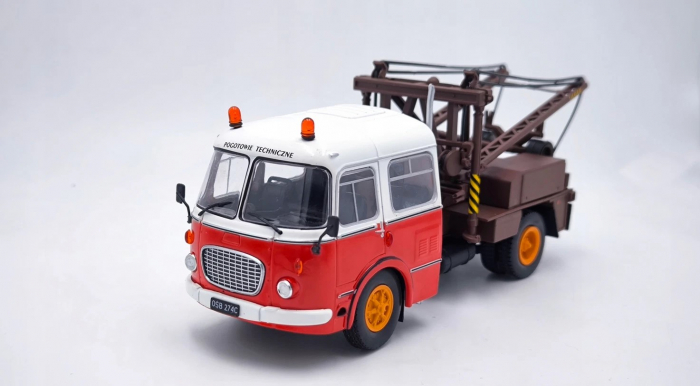 Macheta camion depanare Jelcz PR06, scara 1:43 [1]