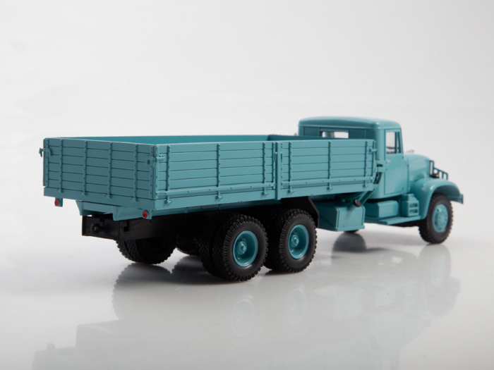 Macheta camion KRAZ 257, scara 1:43 [3]