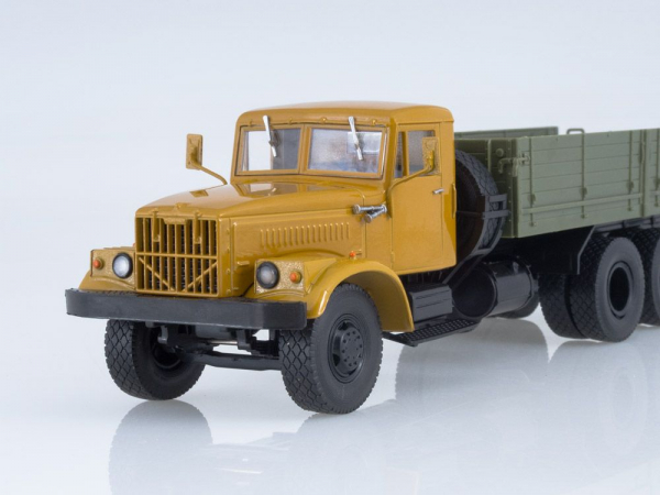 Macheta camion KRAZ 257B1, scara 1:43 [4]