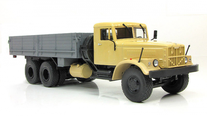 Macheta camion KRAZ 257B1, scara 1:43 [2]