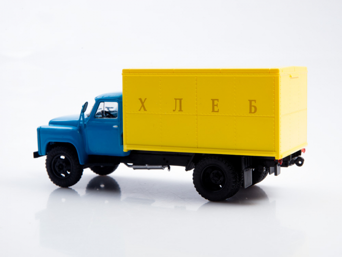 Macheta camion pentru paine GAZ-52 , scara 1:43 [2]