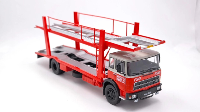 Macheta camion transportor auto Fiat 684N H, scara 1:43 [2]