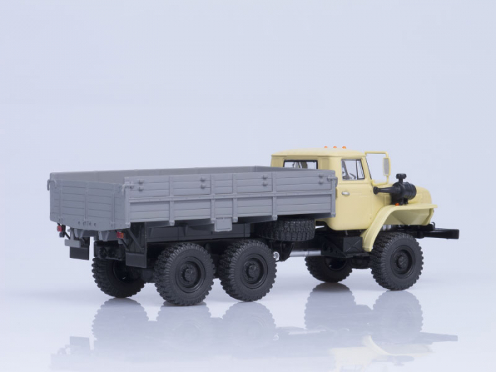 Macheta camion Ural 43202-31, scara 1:43 [3]