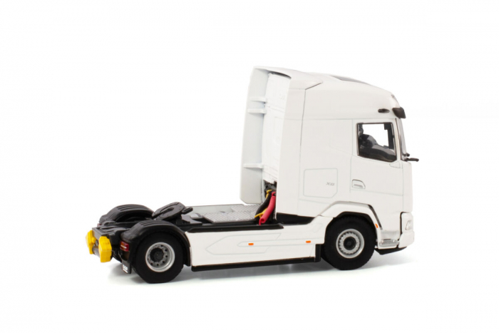 Macheta cap tractor DAF XG 4x2, scara 1:50 [2]