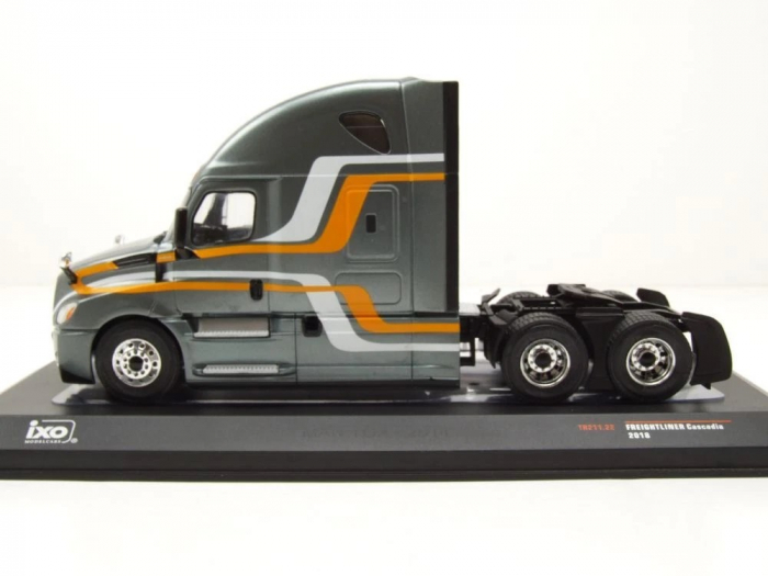 Macheta cap tractor Freightliner Cascadia, scara 1:43 [3]
