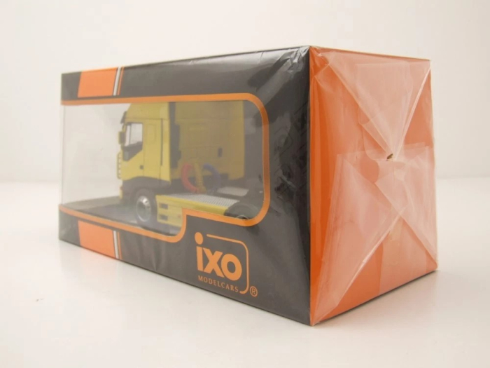 Macheta cap tractor Iveco Stralis, scara 1:43 [4]