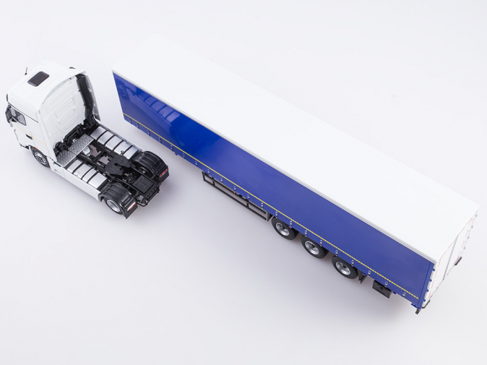 Macheta cap tractor Kamaz 54901 cu semiremorca cu prelata, scara 1:43 [5]