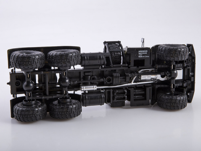 Macheta cap tractor Kraz 6446, scara 1:43 [5]