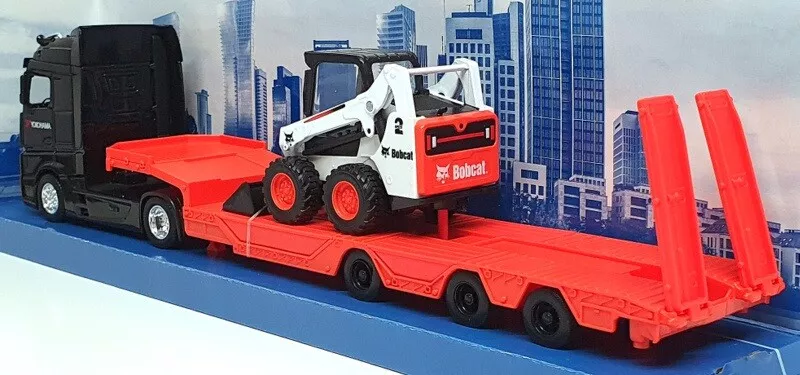 Macheta cap tractor Mercedes Actros cu trailer, scara 1:43 si incarcator Bobcat [2]