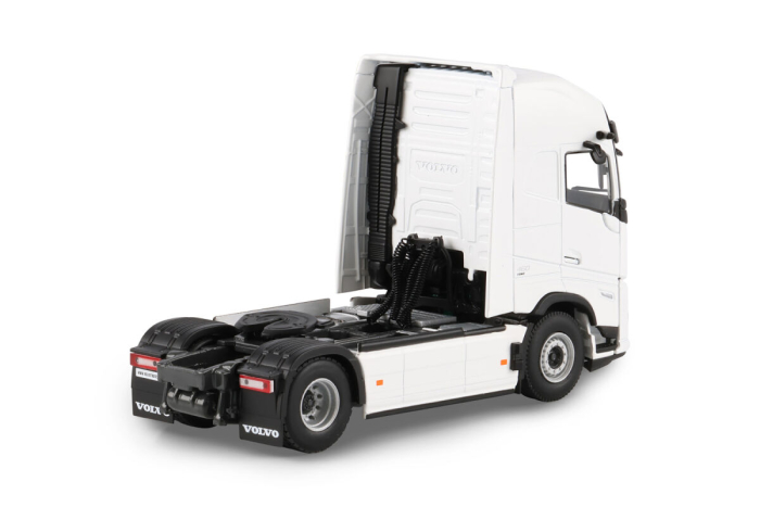 Macheta cap tractor Volvo FH Aero Globetrotter scara 1:50 [2]