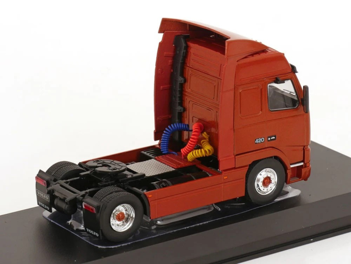 Macheta cap tractor Volvo FH12 scara 1:43 [2]
