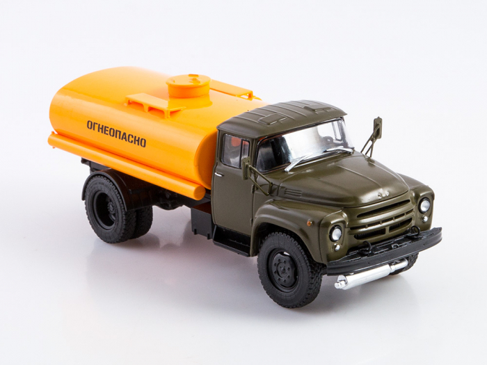 Macheta cisterna de combustibil TSV-6 pe sasiu Zil 130, scara 1:43 [2]