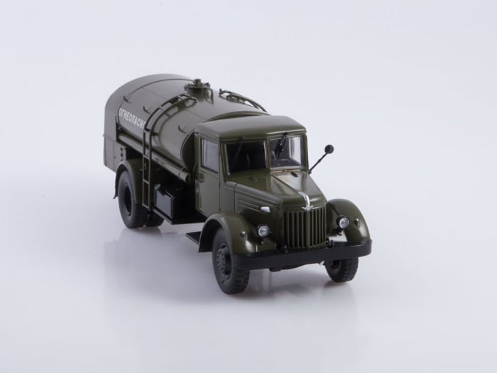 Macheta cisterna TZ-200 pe sasiu MAZ-200, scara 1:43 [2]