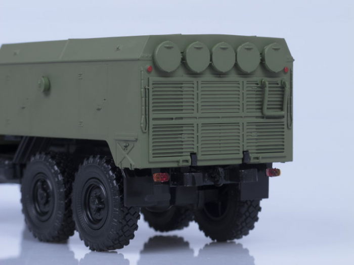 Macheta incalzitor avioane UMP 350, pe sasiu Zil 131, scara 1:43 [4]