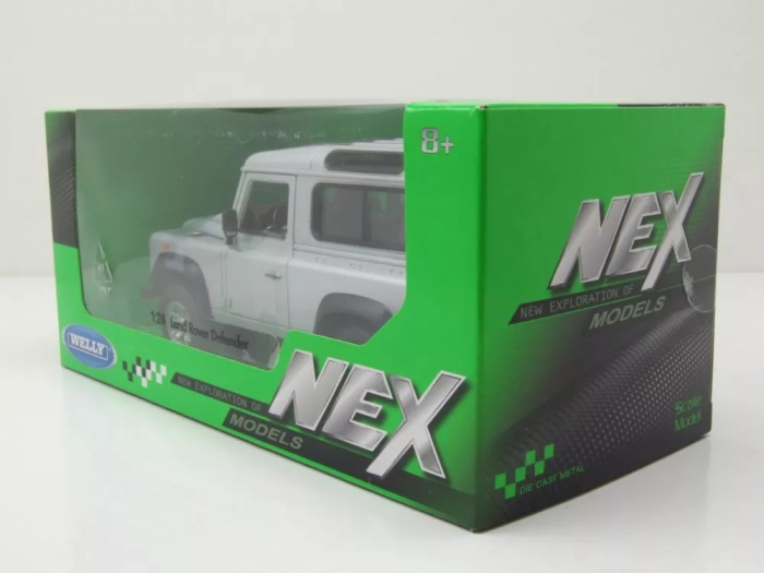 Macheta Land Rover Defender 90 clasic, scara 1:24 [5]