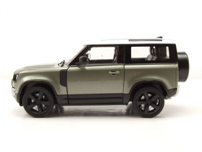 Macheta Land Rover Defender, scara 1:24 [3]