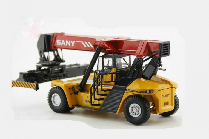 Macheta manipulator de containere Sany, scara 1:50 [2]