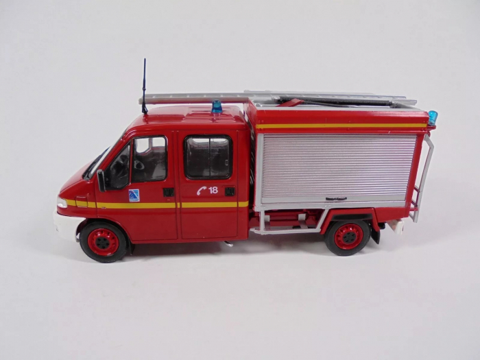 Macheta masina pompieri Citroen Jumper, scara 1:43 [2]