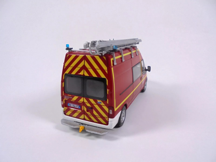 Macheta masina pompieri Ford Transit, scara 1:43 [3]