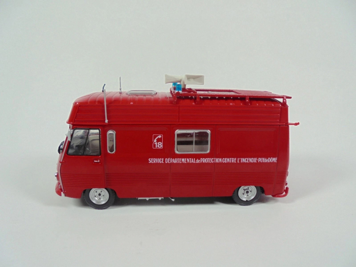 Macheta masina pompieri Peugeot J7 Van, scara 1:43 [2]