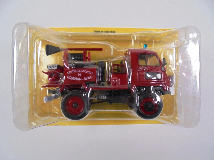 Macheta masina pompieri Renault Sinpar Castor, scara 1:43 [4]