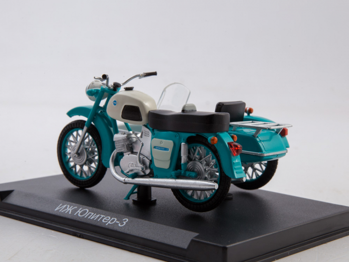Macheta motocicleta ruseasca cu atas IJ-Jupiter 3K, scara 1:24 [2]