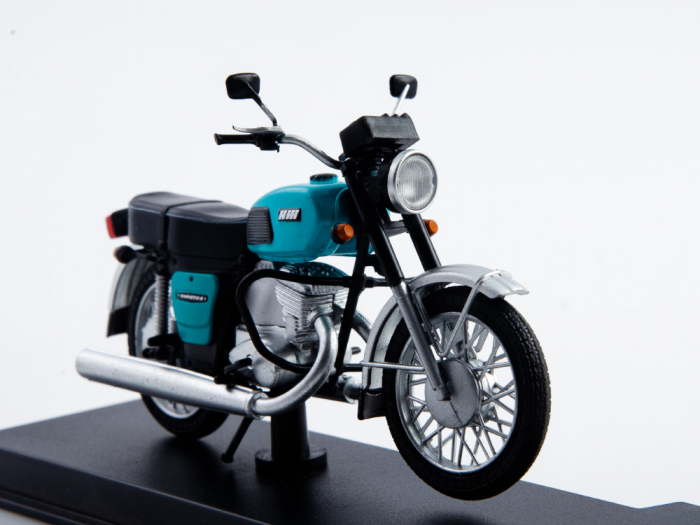 Macheta motocicleta ruseasca IJ-Planeta 4, scara 1:24 [3]