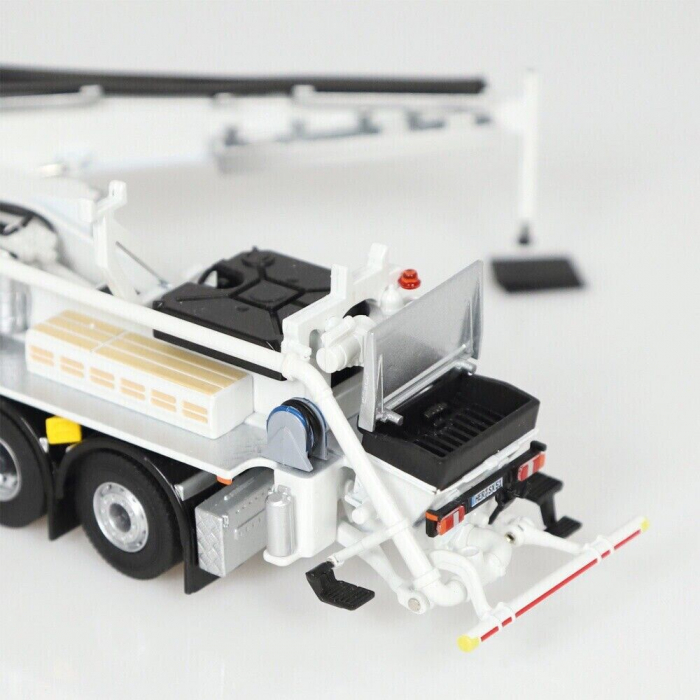 Macheta pompa de beton Schwing S51 SX, scara 1:50 [5]