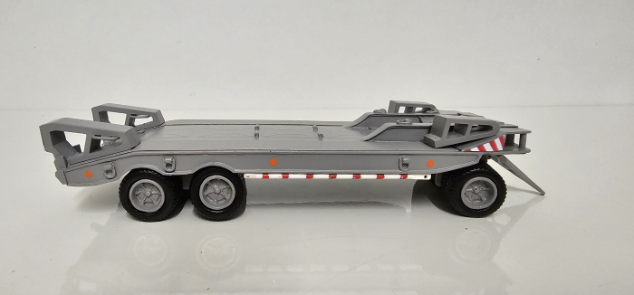 Macheta trailer P32 3 axe, scara 1:43 [4]