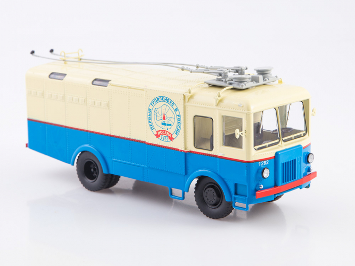 Macheta troleibuz de marfa TG-3 cu revista, scara 1:43 [2]