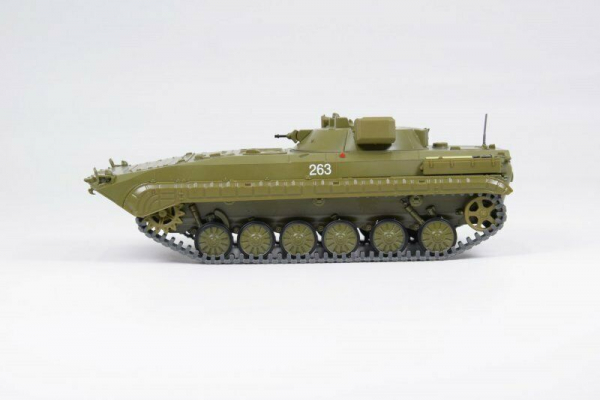 Macheta transportor blindat rusesc PRP-4, scara 1:43 [2]