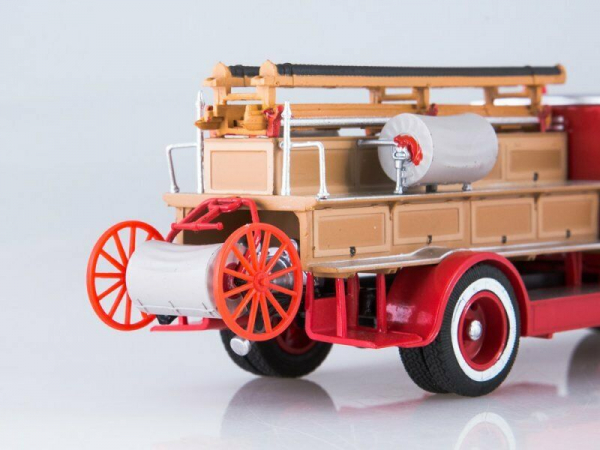 Macheta autospeciala pompieri PMZ-1 (ZIS 11) scara 1:43 [5]
