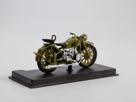 Macheta motocicleta ruseasca M-72, scara 1:24 [2]