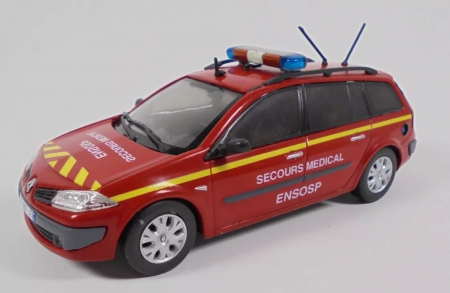 Machete autoturisme de interventie - Macheta ambulanta de pompieri Renault Megane Break, scara 1:43